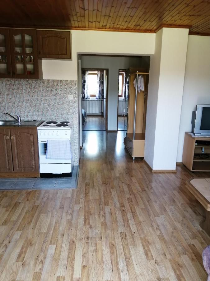 Guesthouse Zafran سوملجاناك الغرفة الصورة