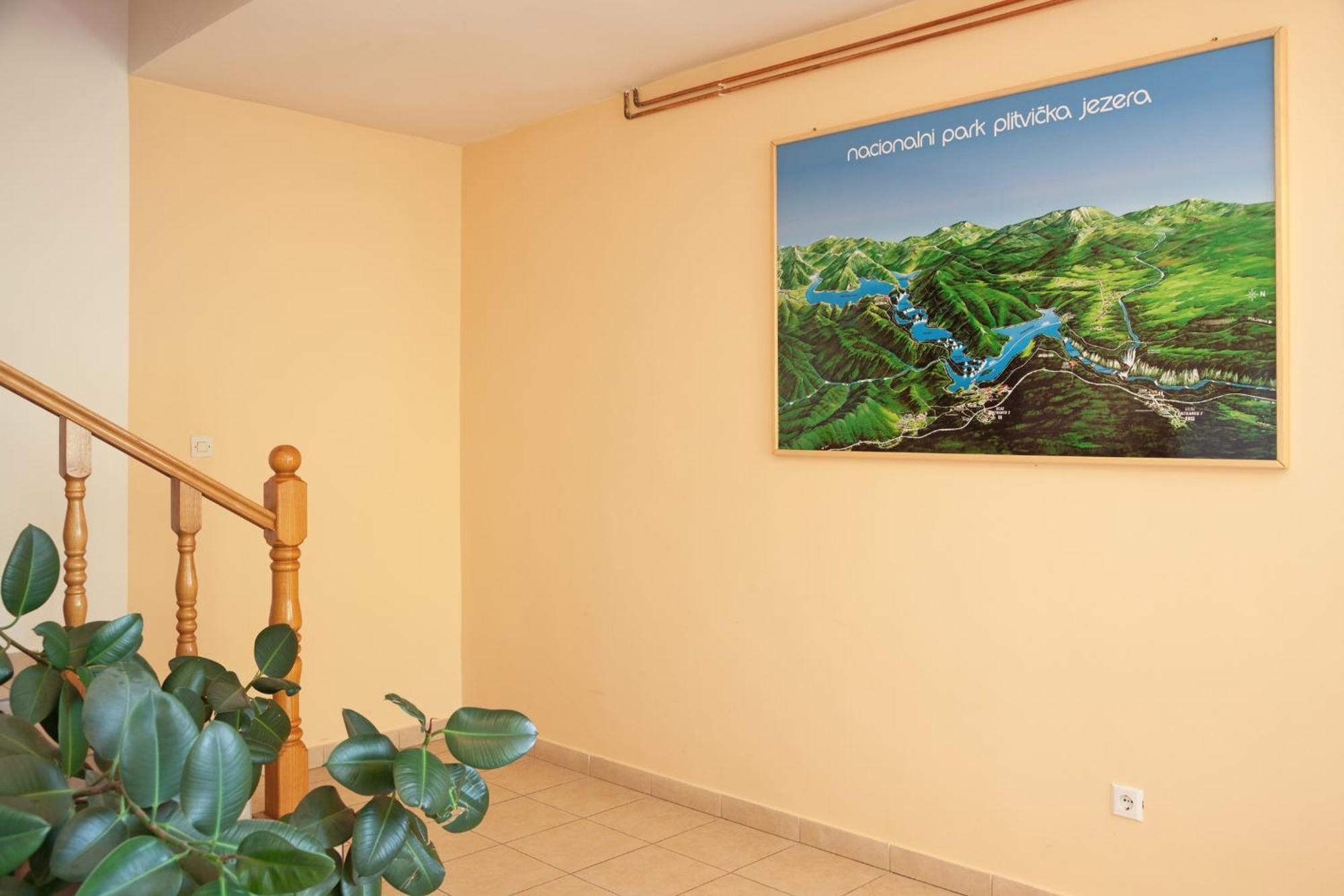 Guesthouse Zafran سوملجاناك الغرفة الصورة